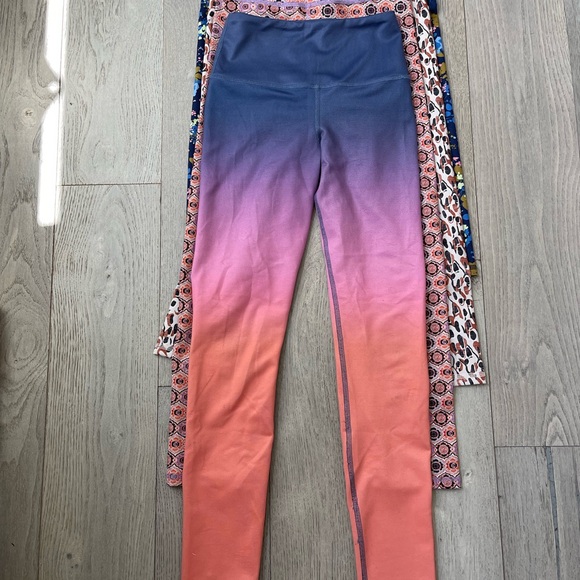 ANTHROPOLOGIE LEGGINGS - Picture 3 of 15